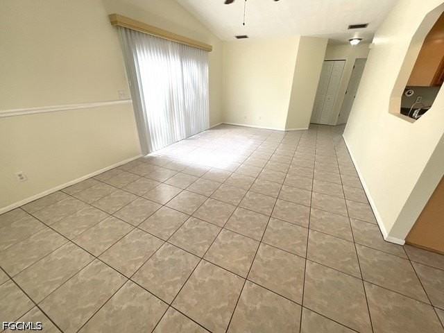 17376 Delaware Rd - Photo 3 of 23