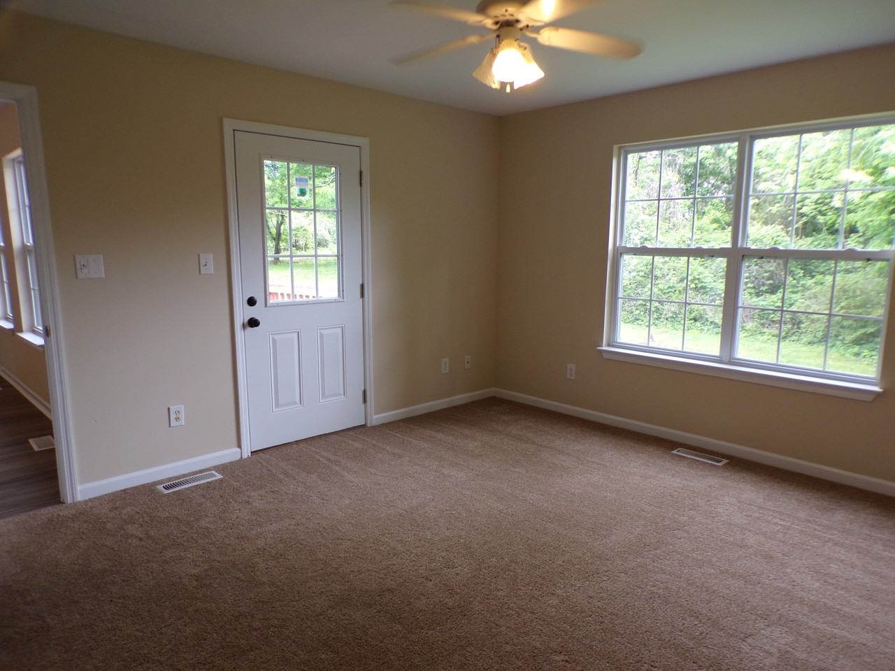 1425 Hammerhill Rd #1 - Photo 7 of 15