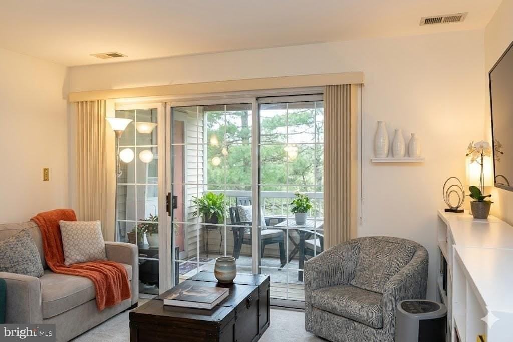 109 Delamere Dr #7 - Photo 3 of 12