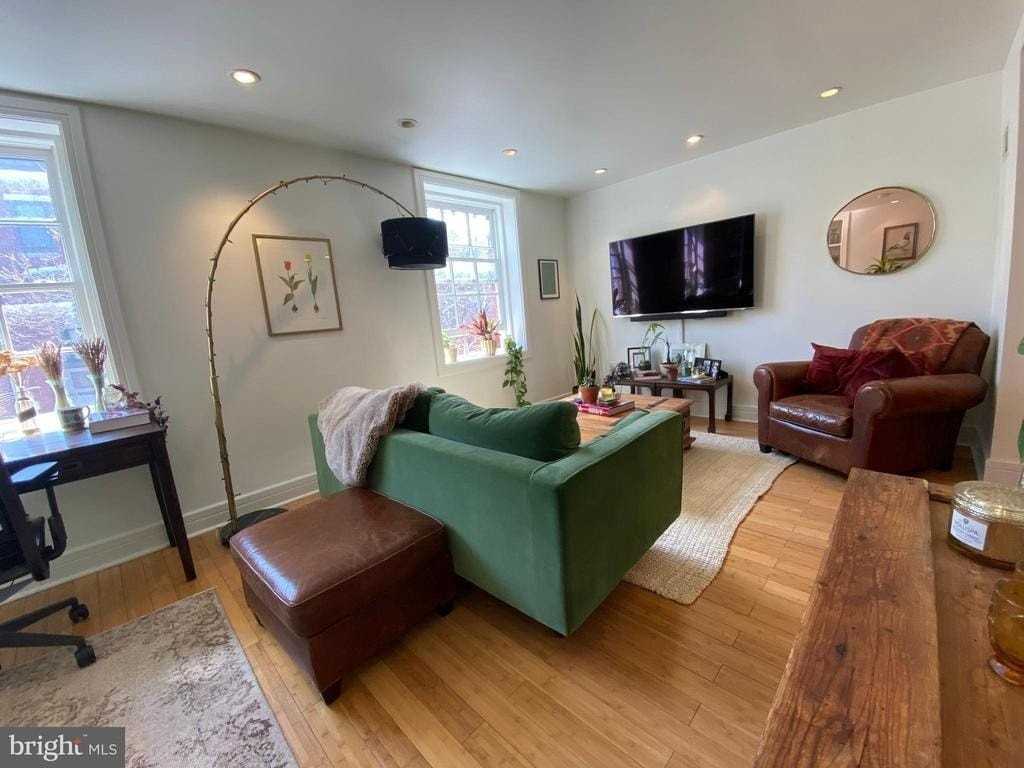 1205 Spruce St #5 - Photo 2 of 19