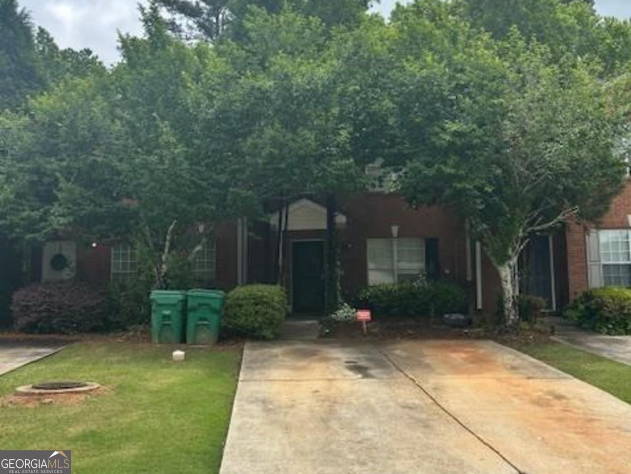 3804 Waldrop Ln - Photo 2 of 12