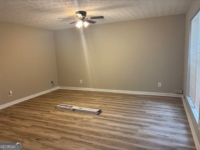 3804 Waldrop Ln - Photo 3 of 12