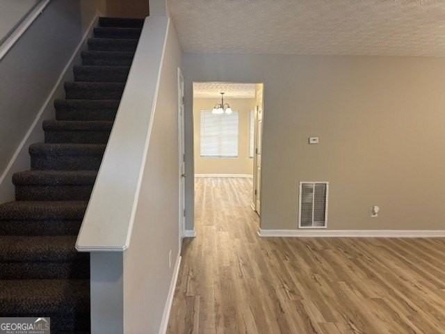 3804 Waldrop Ln - Photo 4 of 12