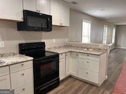 324 Adams St - Photo 7 of 20