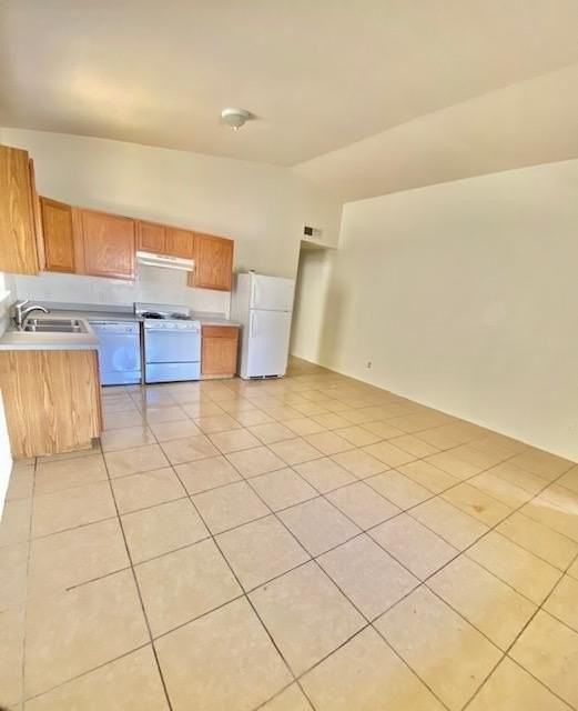 15006 Nunda Ave #B - Photo 3 of 14