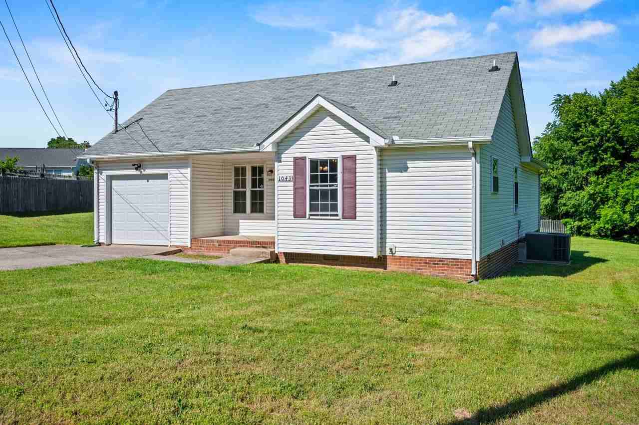 1043 Holly Rock Ct - Photo 2 of 24