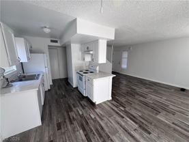5245 Golden Ln #B - Photo 1 of 1