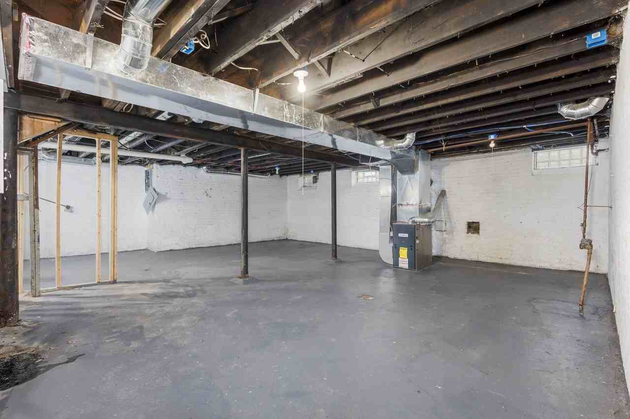 4341 Glendale St - Photo 4 of 22
