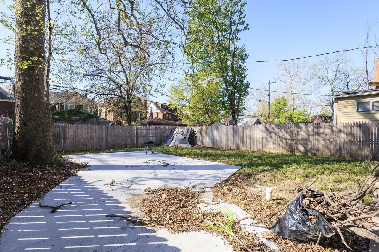 4341 Glendale St - Photo 5 of 22
