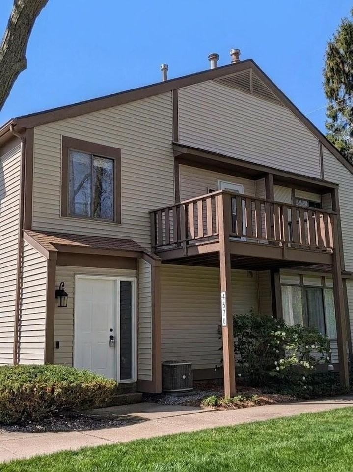4870 Foxfire Trl - Photo 3 of 26