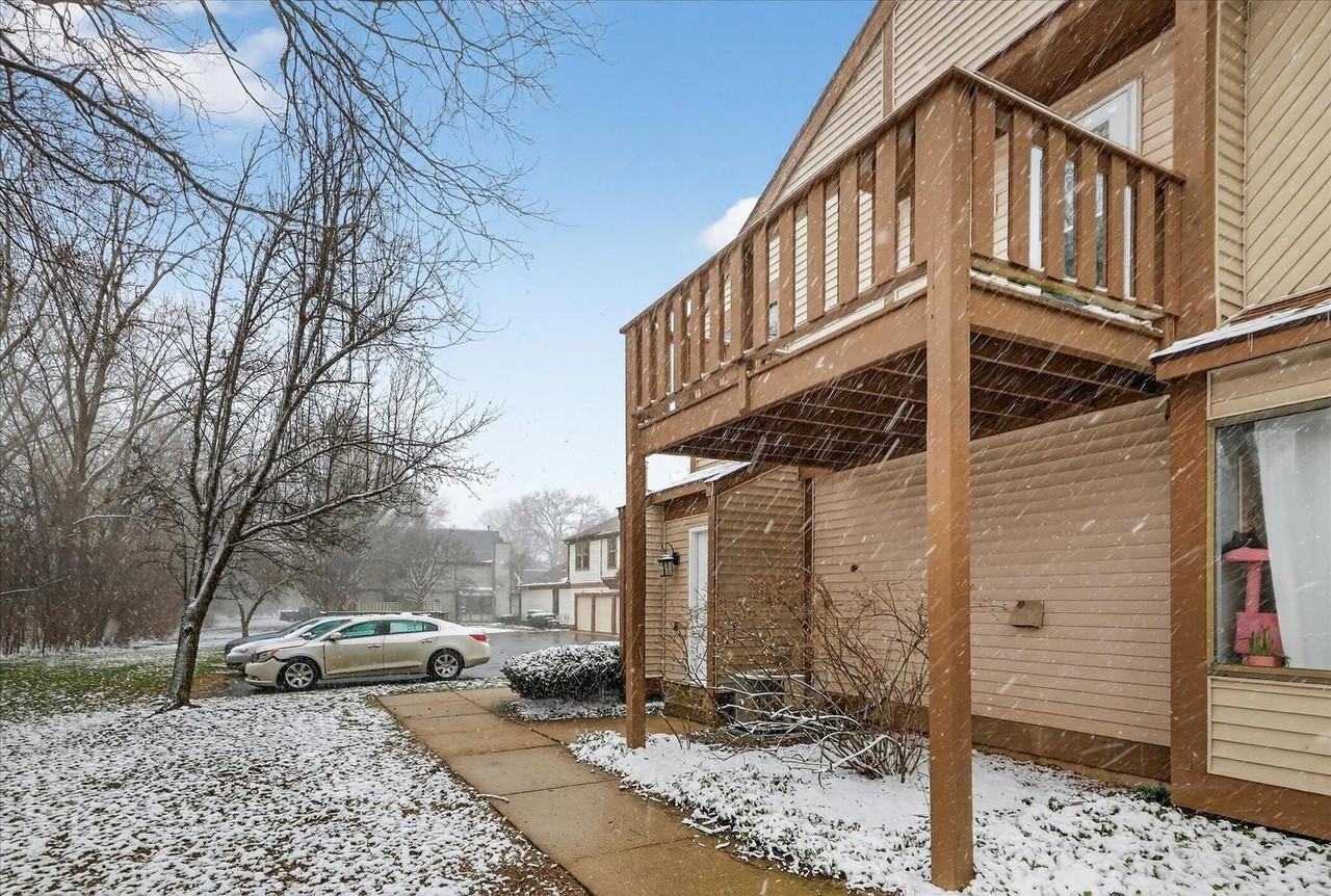 4870 Foxfire Trl - Photo 4 of 26