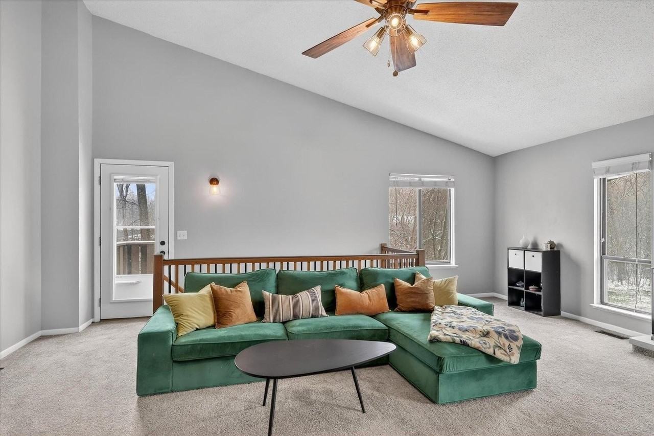 4870 Foxfire Trl - Photo 7 of 26