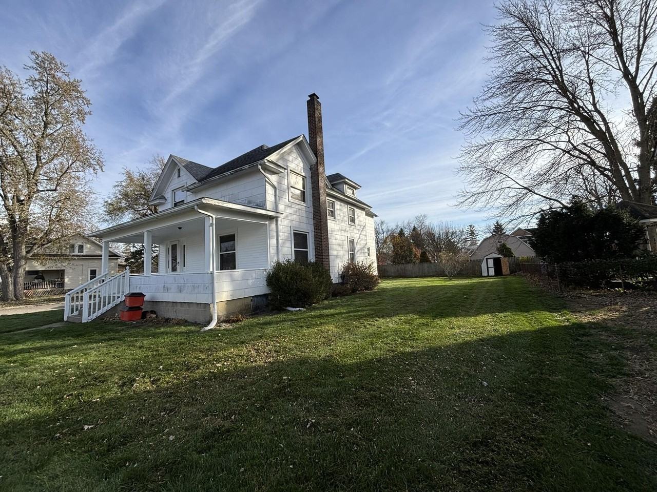 428 Ideal St #1 - Photo 4 of 6
