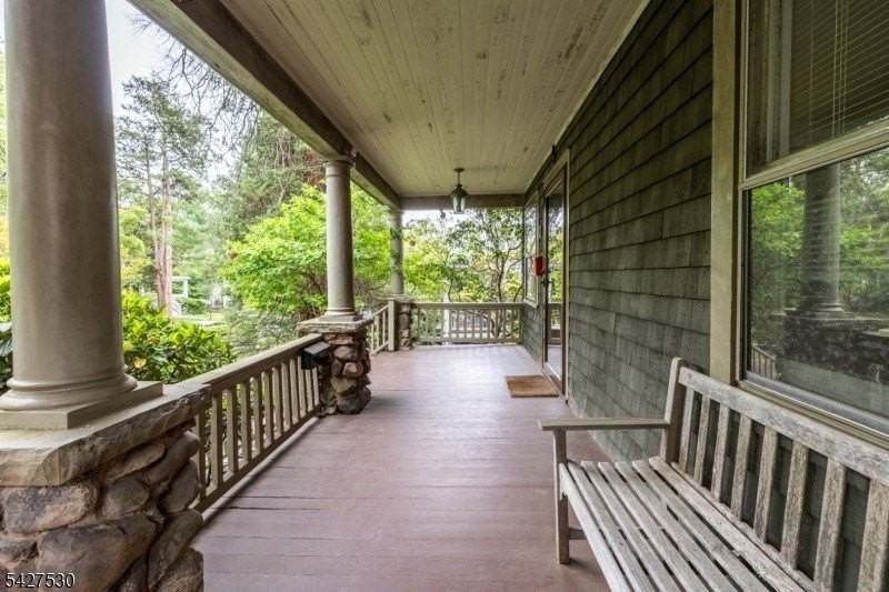 12 Mountain Ave - Photo 3 of 33