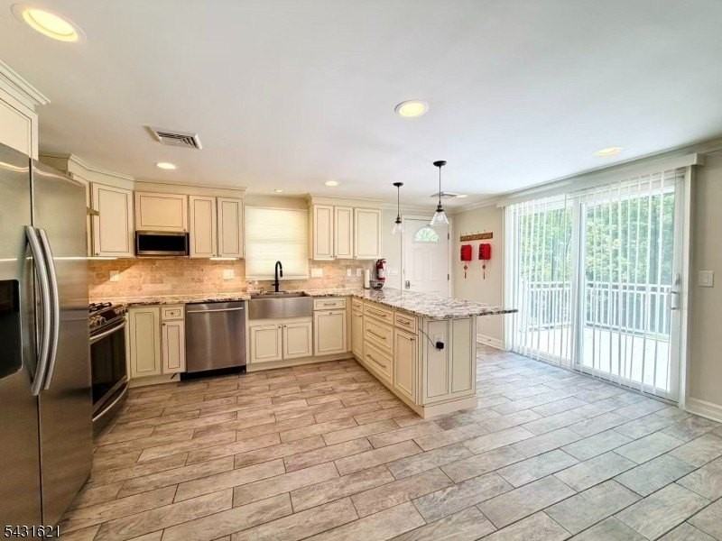 23A Hillcrest Rd - Photo 4 of 34