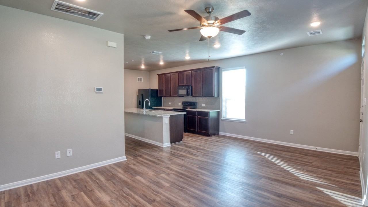 4089 Cross Park Dr #514 - Photo 4 of 23