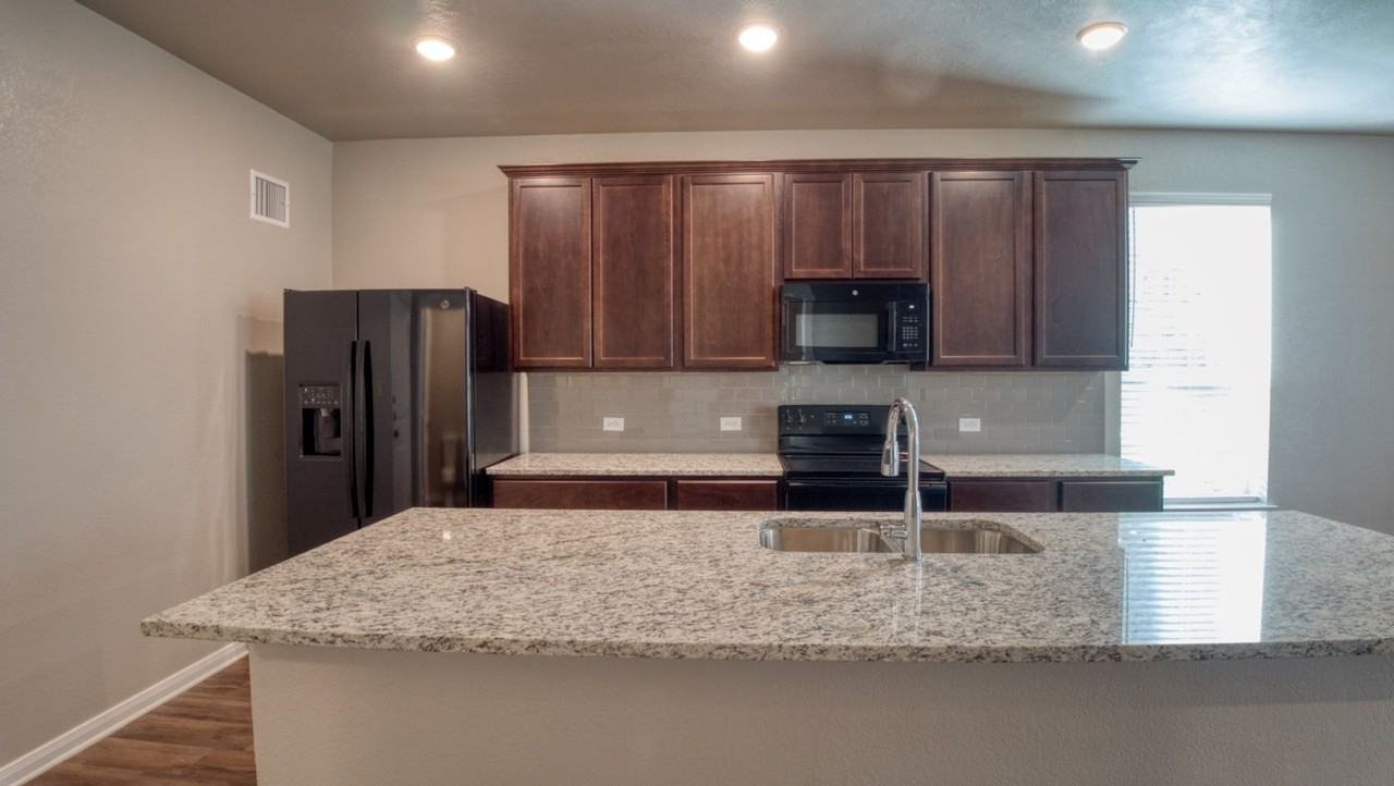 4089 Cross Park Dr #514 - Photo 6 of 23