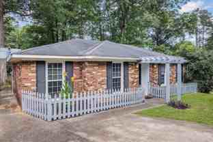 327 Oak Lake Dr - Photo 1 of 1