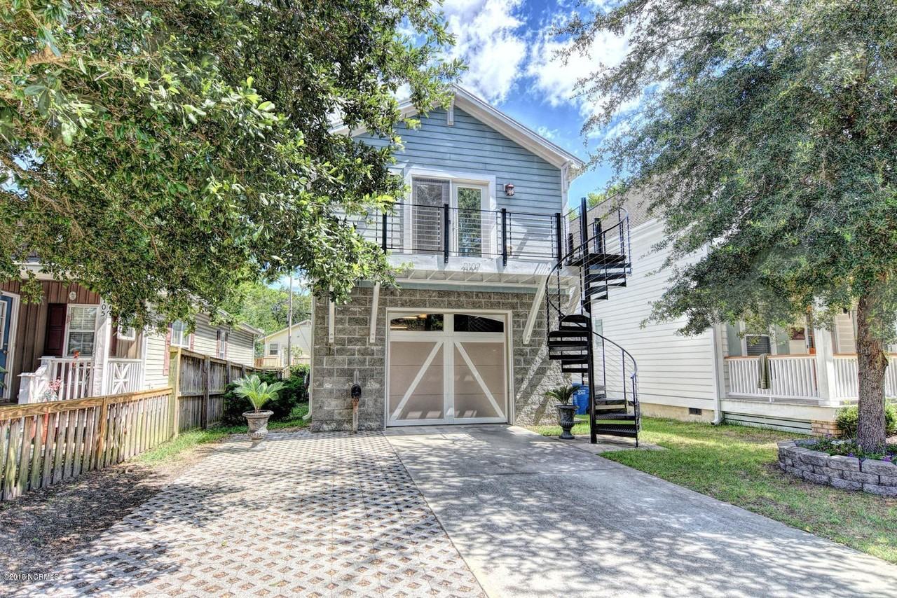 2107 Metts Ave - Photo 2 of 30