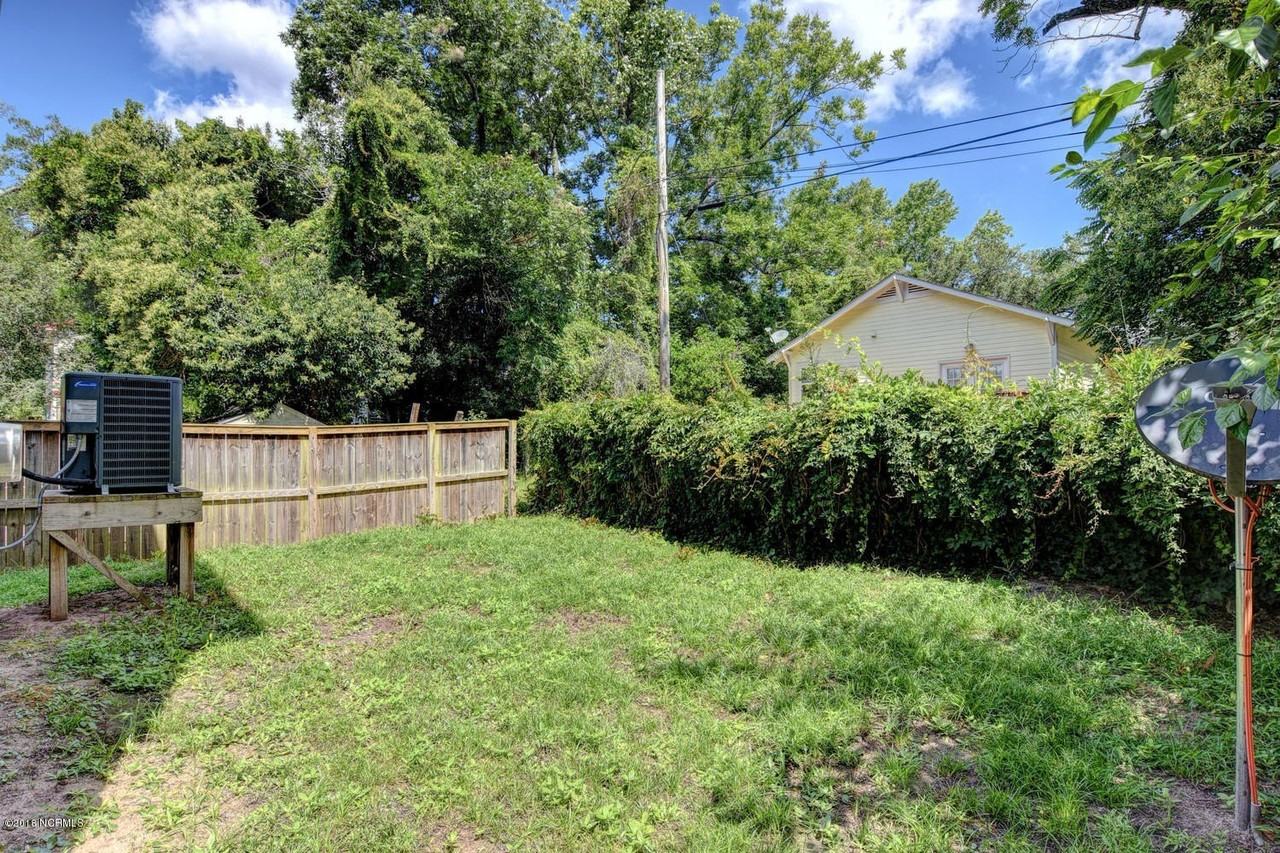 2107 Metts Ave - Photo 4 of 30