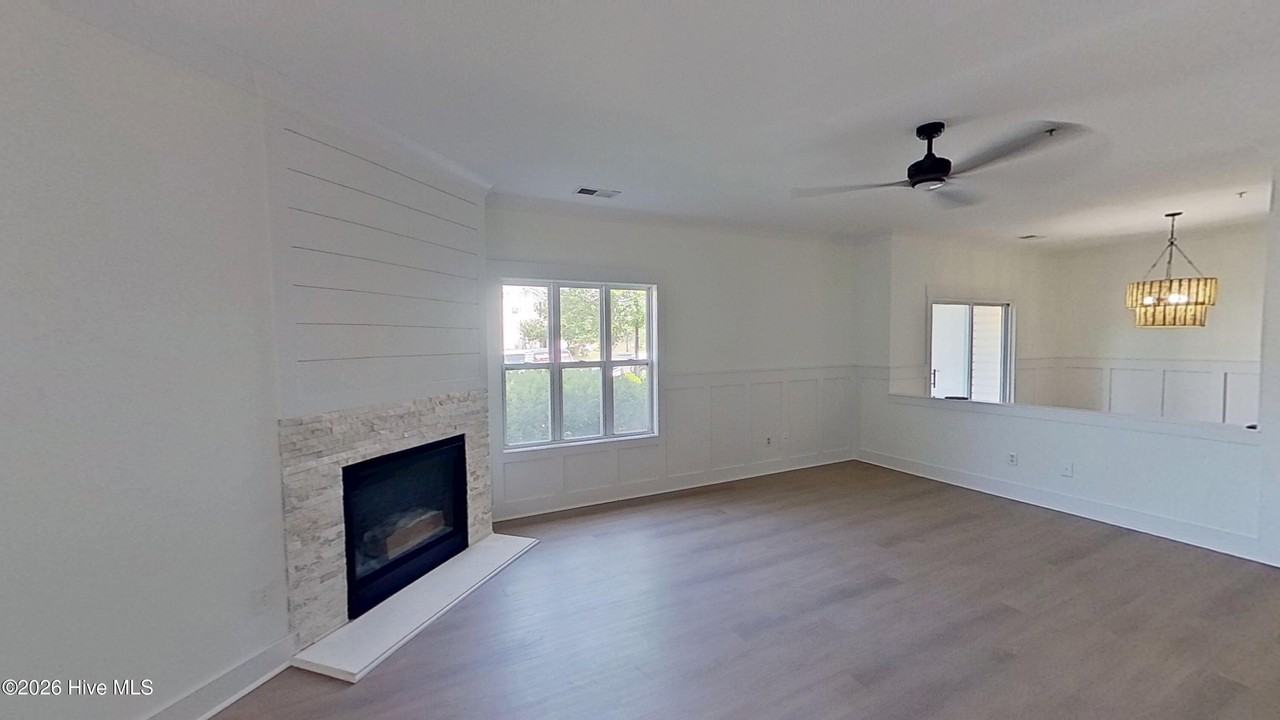 3902 Botsford Ct #101 - Photo 2 of 23