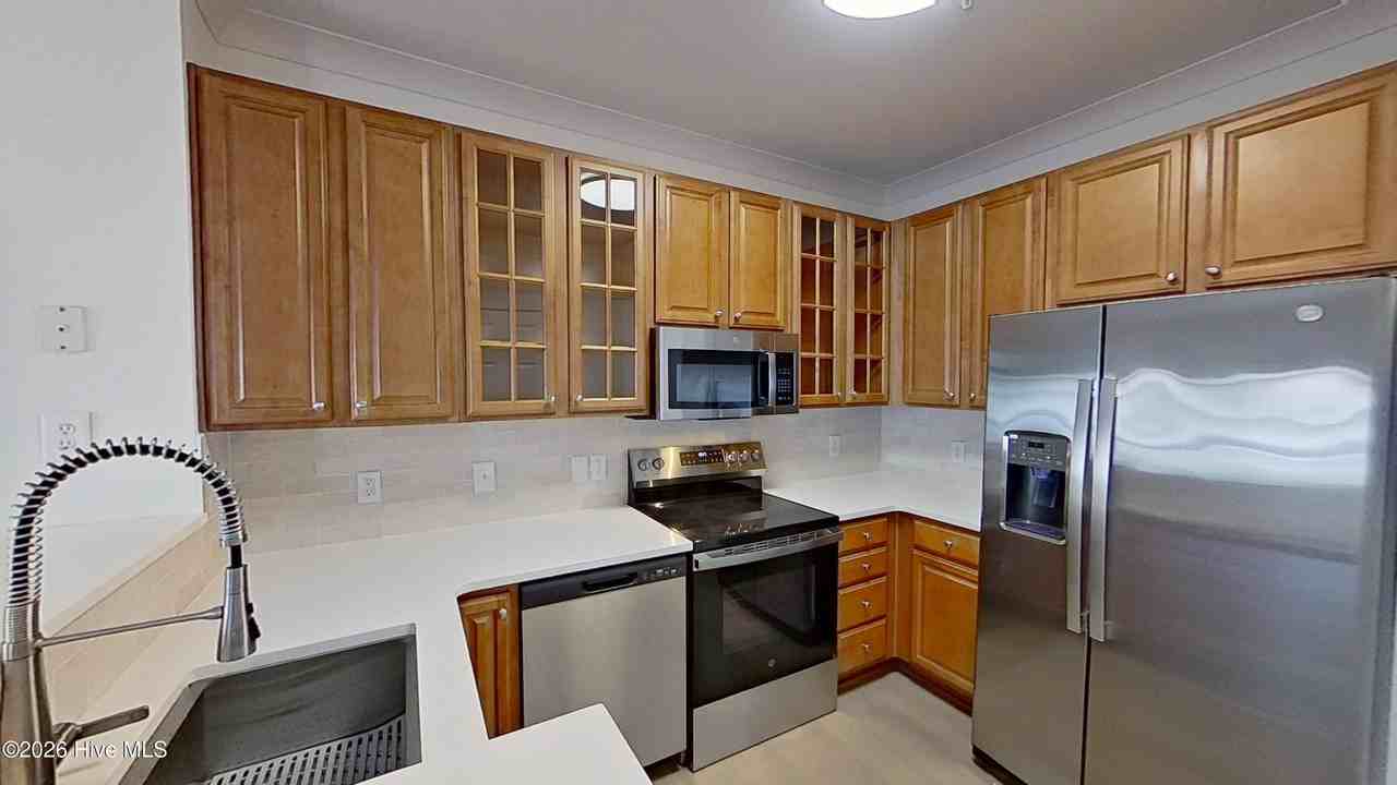 3902 Botsford Ct #101 - Photo 7 of 23