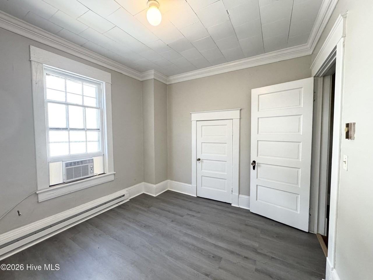 207 E Burgess St #A - Photo 4 of 8