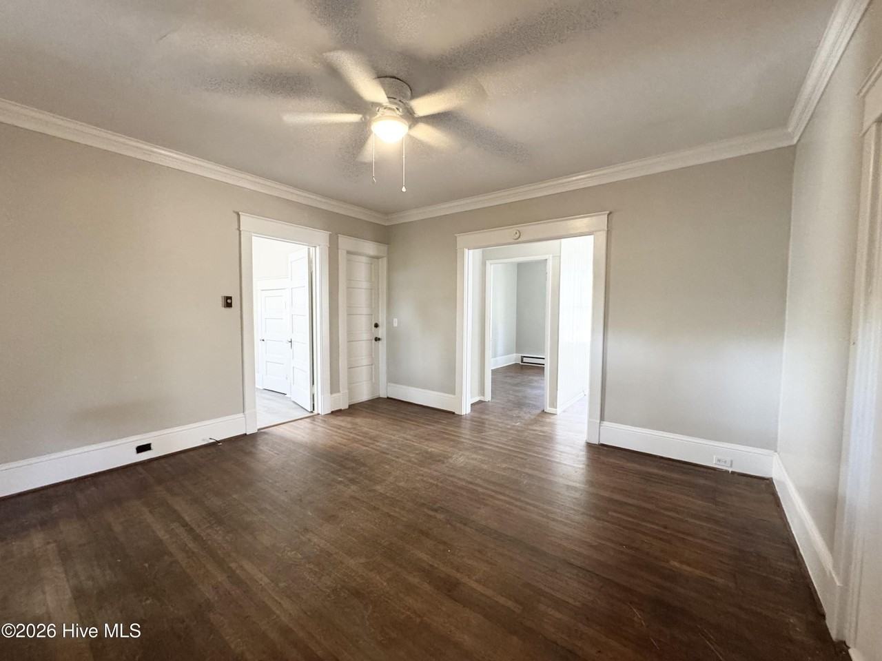 207 E Burgess St #A - Photo 5 of 8