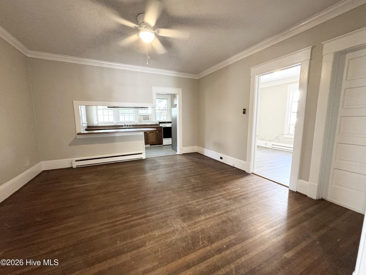 207 E Burgess St #A - Photo 6 of 8