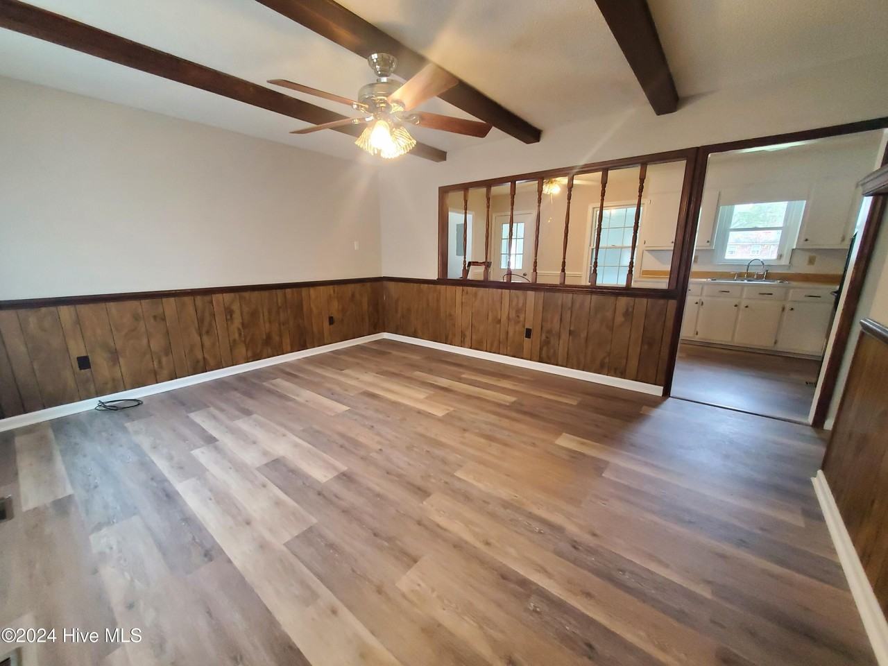 1847 Stanton Dr - Photo 4 of 19
