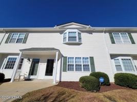 featured image of 1205 Cross Creek Cir #B6