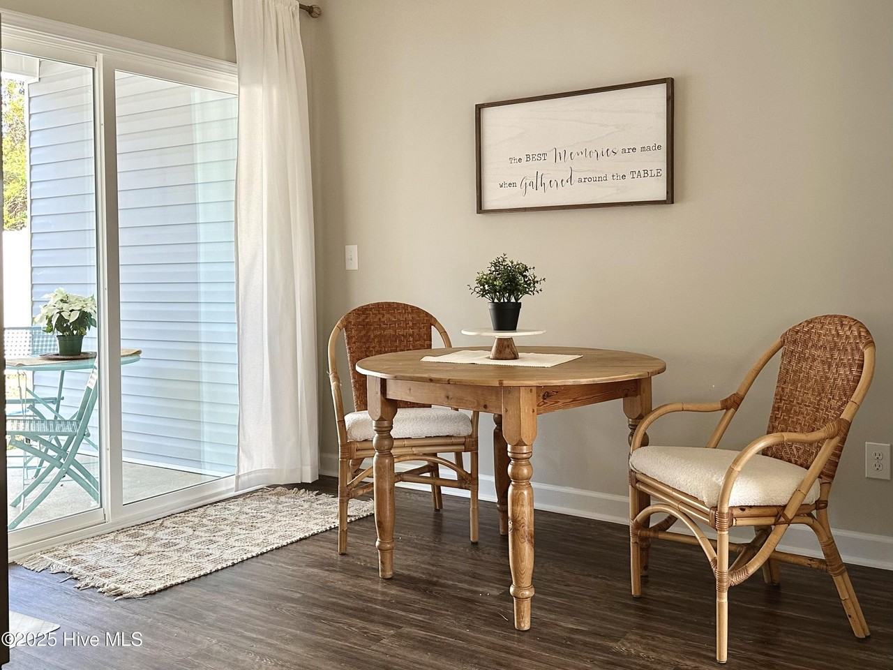 69 Outrigger Dr - Photo 6 of 36
