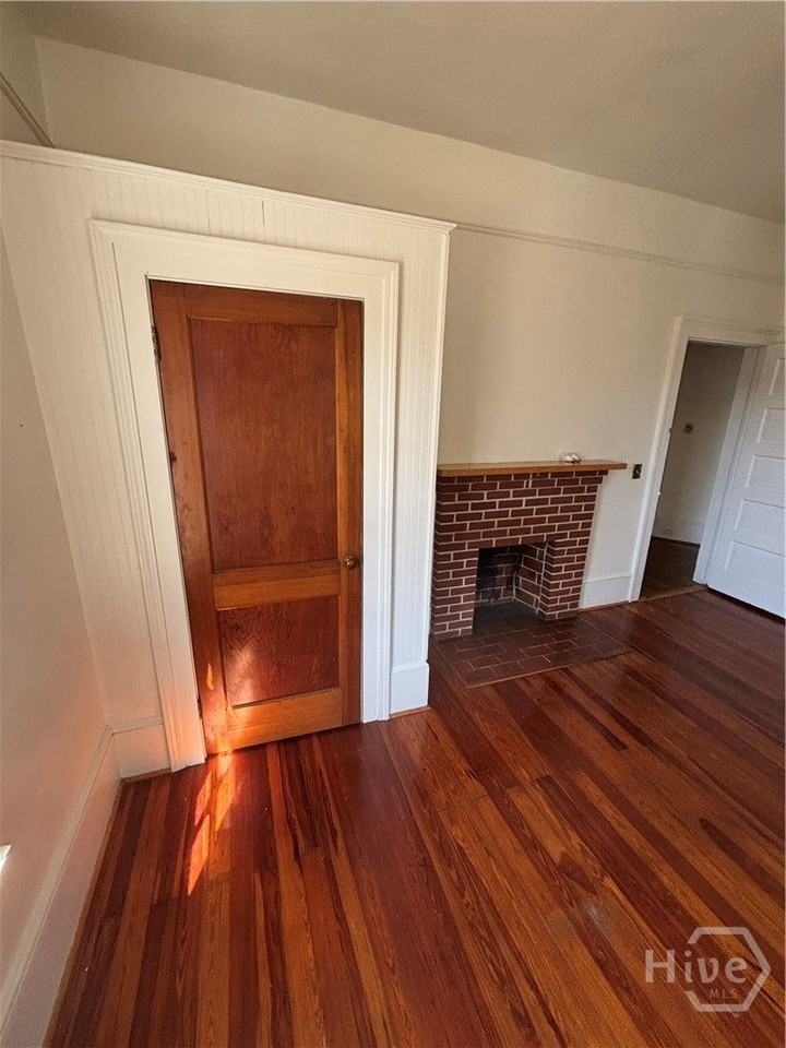 75 Arch St - Photo 7 of 17