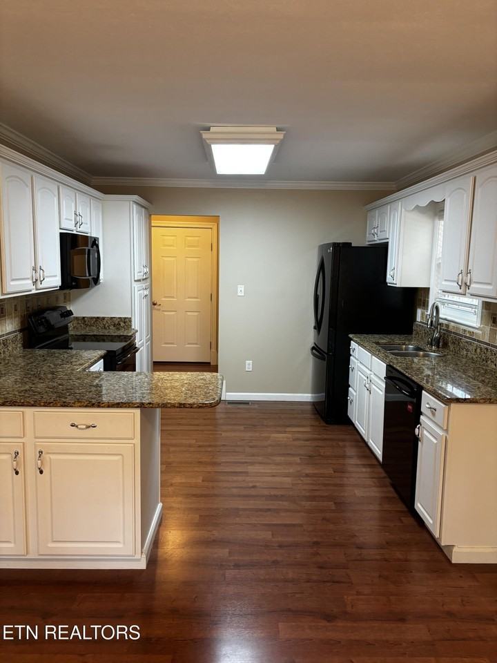 235 Oostanali Way - Photo 6 of 9