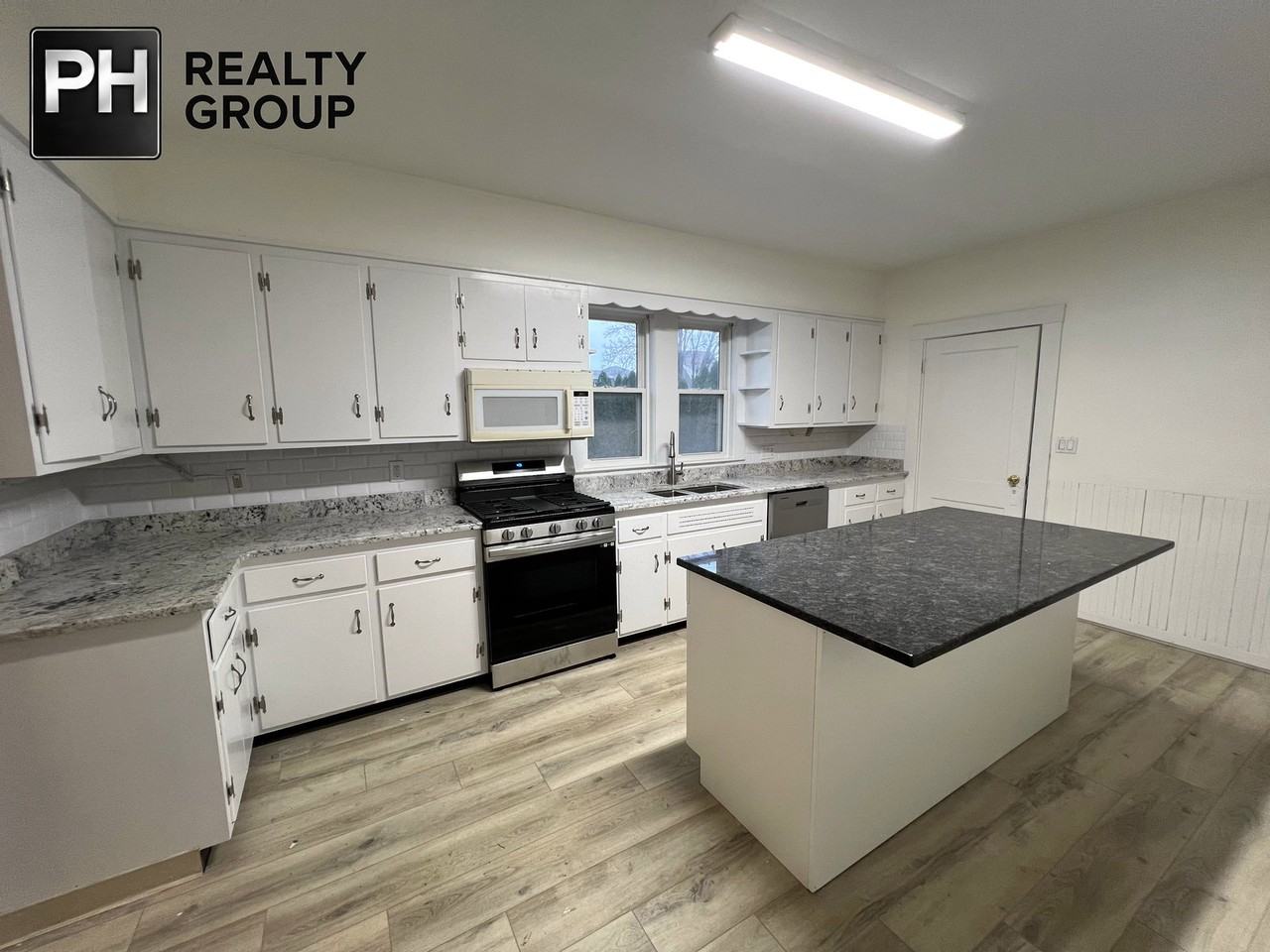 44 Capitol St #1 - Photo 2 of 8