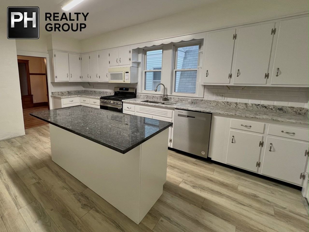 44 Capitol St #1 - Photo 3 of 8