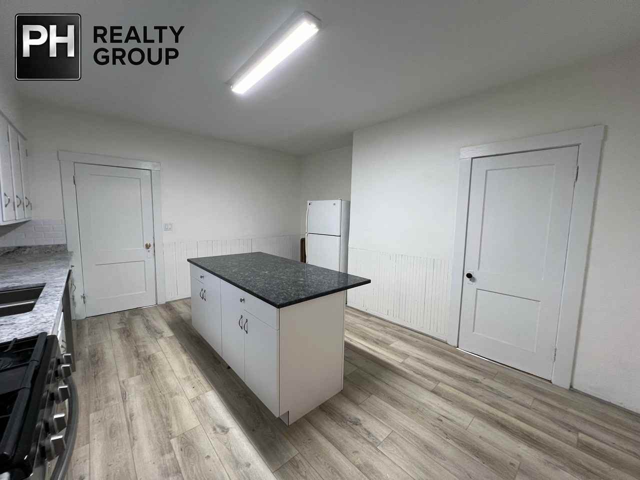 44 Capitol St #1 - Photo 4 of 8