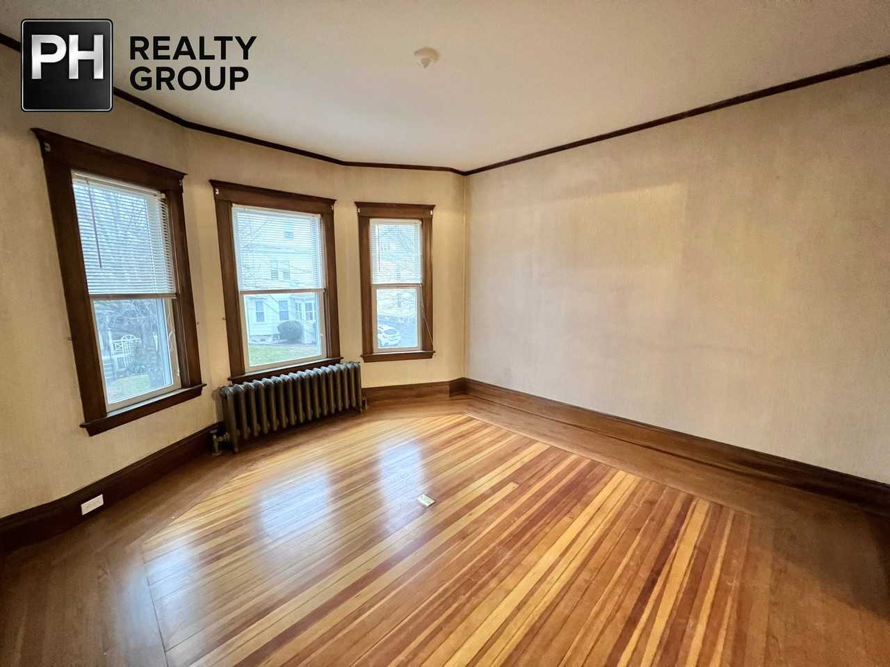 44 Capitol St #1 - Photo 5 of 8
