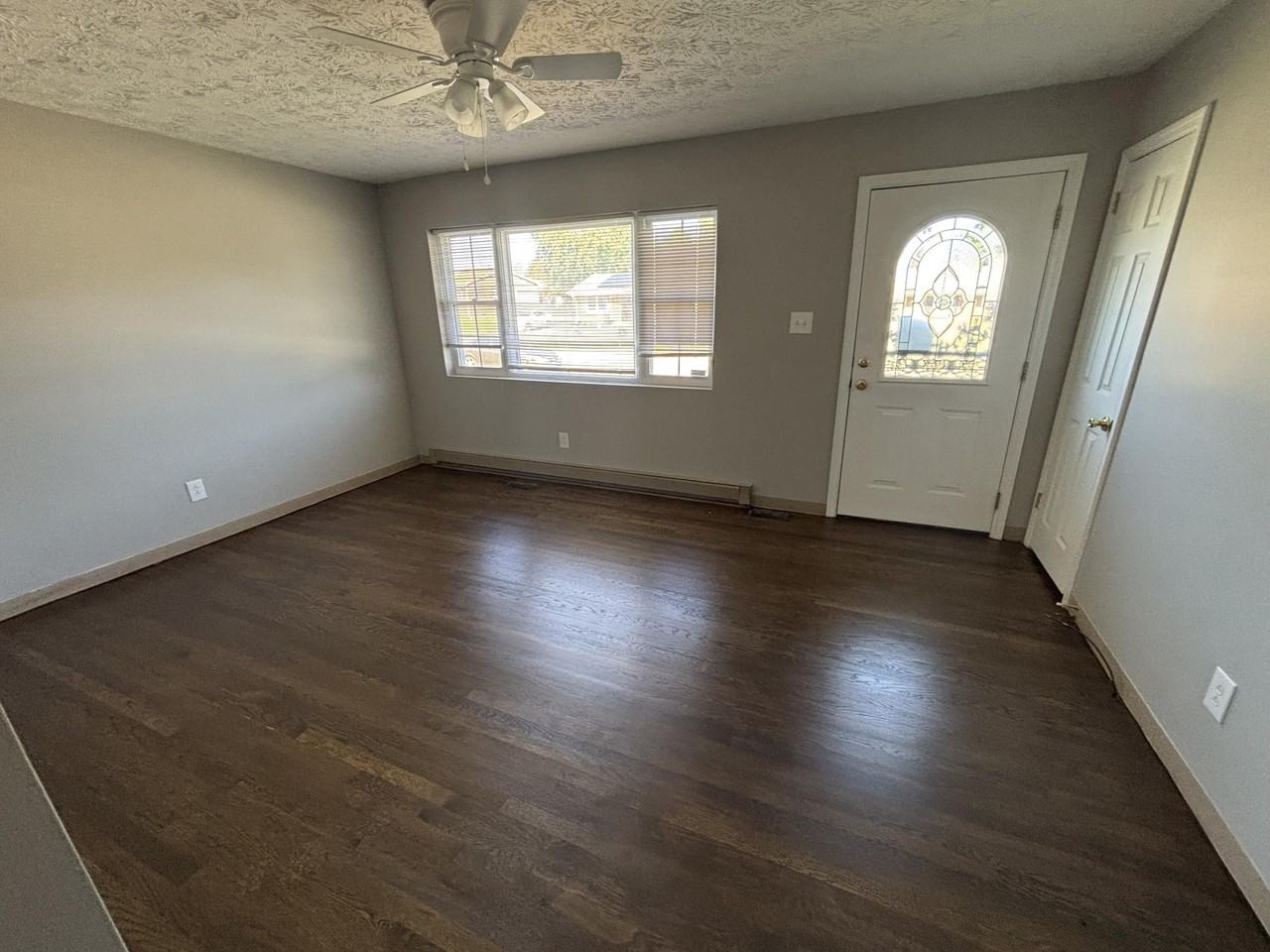 1840 Costigan Dr - Photo 2 of 16