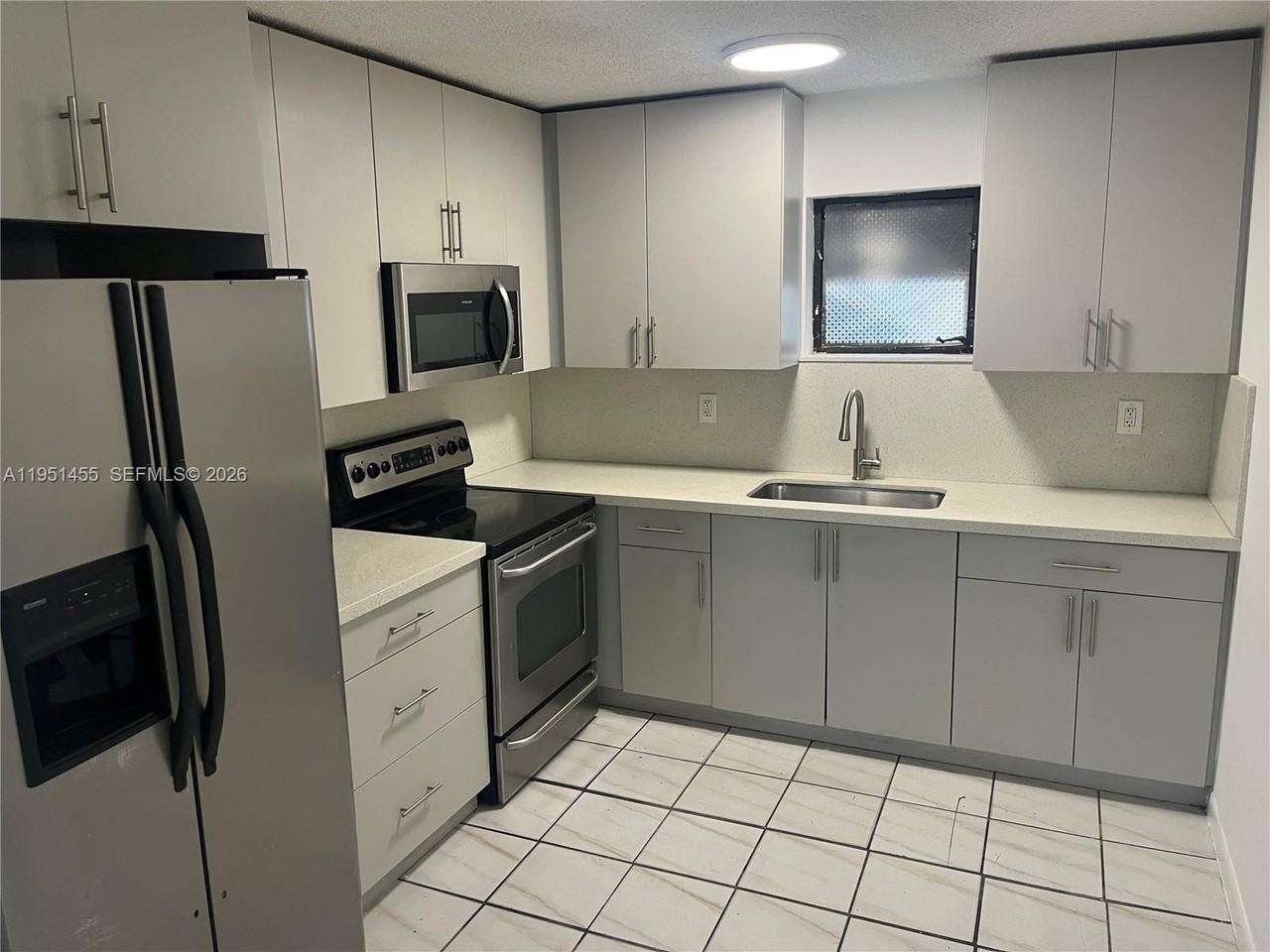 1719 Nw 16th St #A - Photo 7 of 18