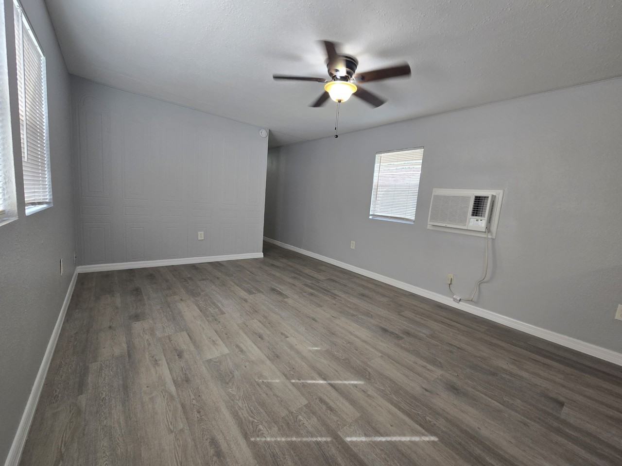 1871 Cactus Ct #1 - Photo 4 of 10