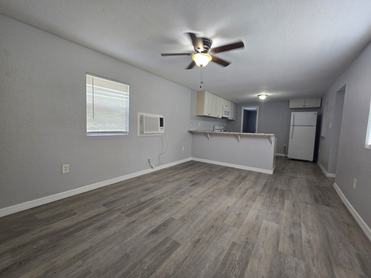 1871 Cactus Ct #1 - Photo 5 of 10
