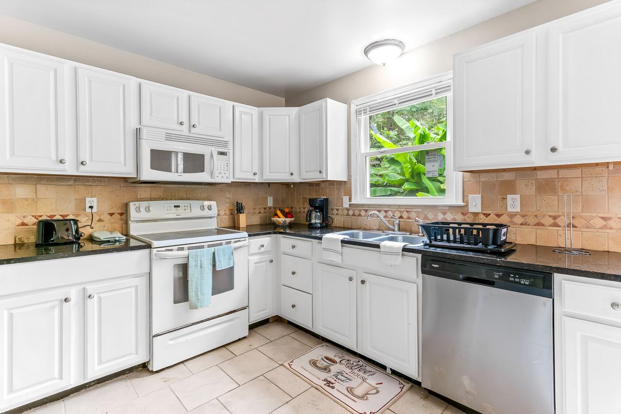Collingwood Dr - Photo 2 of 17