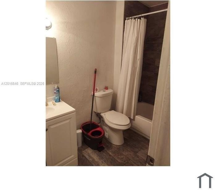 207 Ne 141st St #6-1-4 - Photo 6 of 8