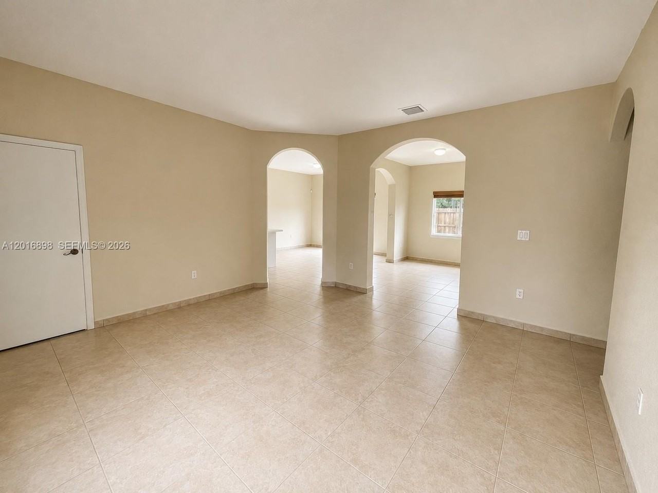 705 Se 13th Ter - Photo 2 of 15