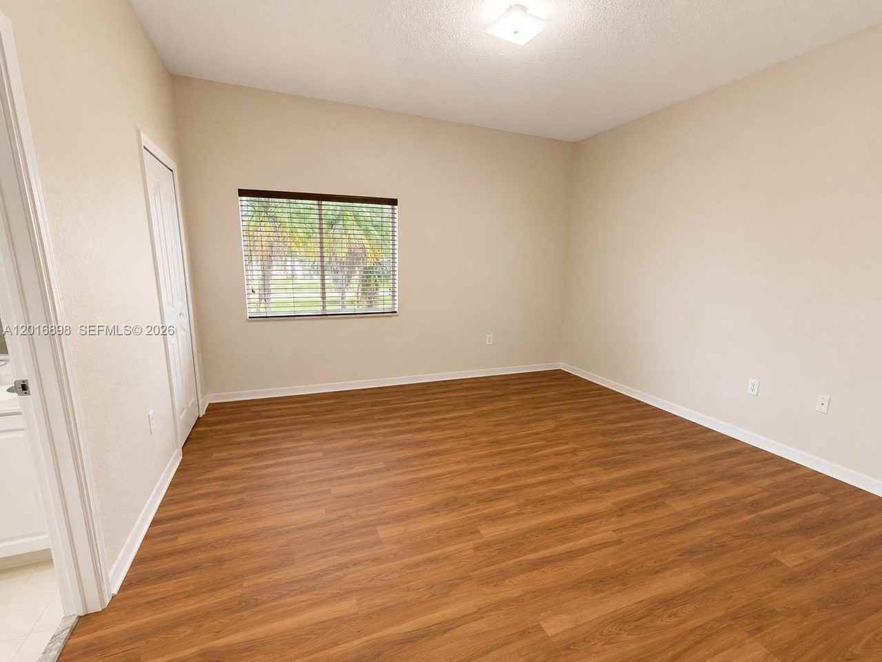 705 Se 13th Ter - Photo 6 of 15