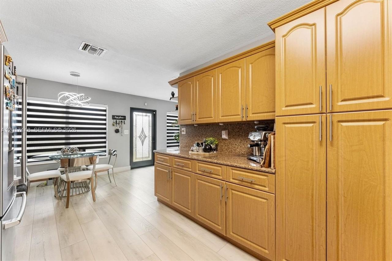 1300 Sw 34th Ave #NA - Photo 7 of 21