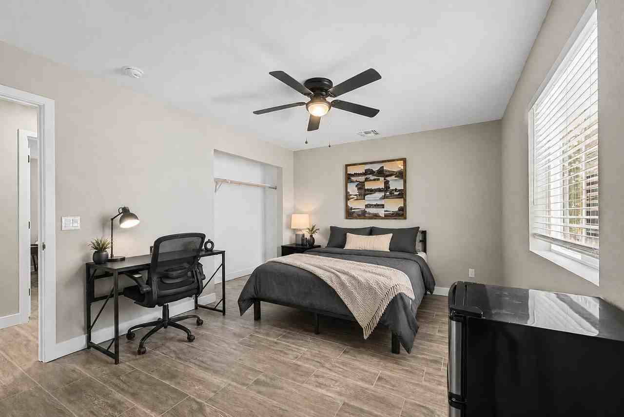E 9th Ave - Photo 5 of 6