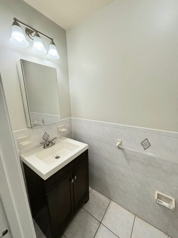 132 Fabyan Place #1 - Photo 5 of 8