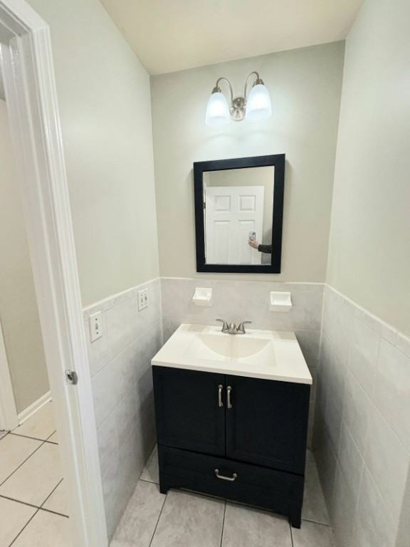 132 Fabyan Place #1 - Photo 6 of 8